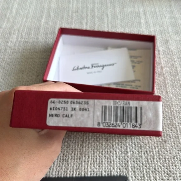 Salvatore Ferragamo Leather Card Holder - Picture 5 of 5